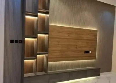 معلم ديكورات بديل الخشب محترف وموثوق في حي شرق جدة 