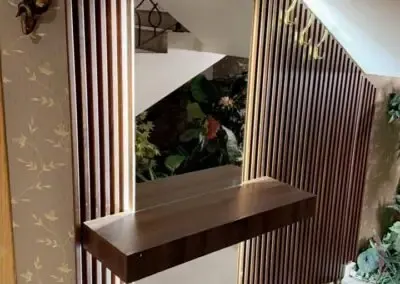 معلم ديكورات بديل الخشب محترف وموثوق في حي شرق جدة 