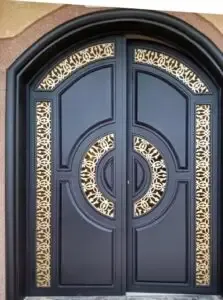 معلم تركيب ابواب كرديوم وشبابيك في جدة  